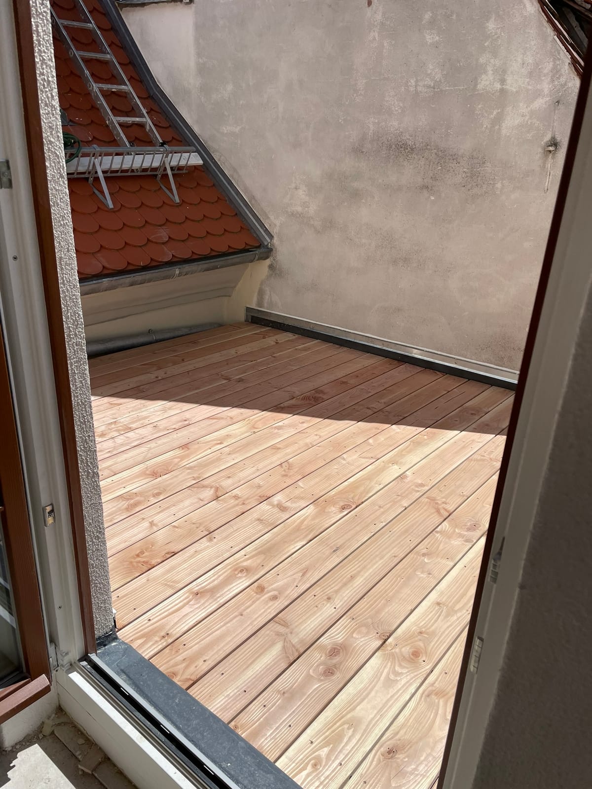 Holzbalkon, Bild 2
